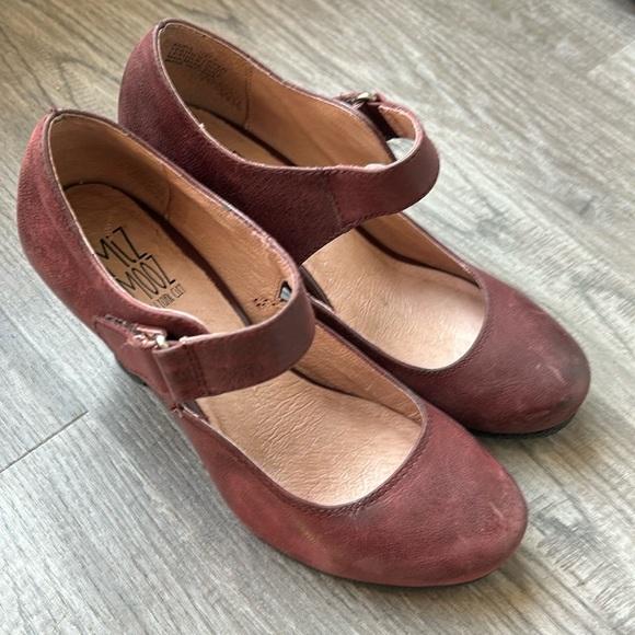 Miz Mooz New York City Mary Jane Kora leather heeled shoe size 7 - Picture 11 of 11